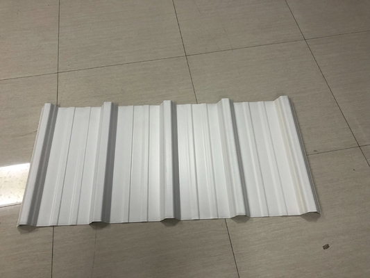 Ζαρωμένο PVC στεγών κεραμιδιών κεραμίδι υλικού κατασκευής σκεπής κυμάτων Upvc τραπεζοειδές 1070mm υψηλό